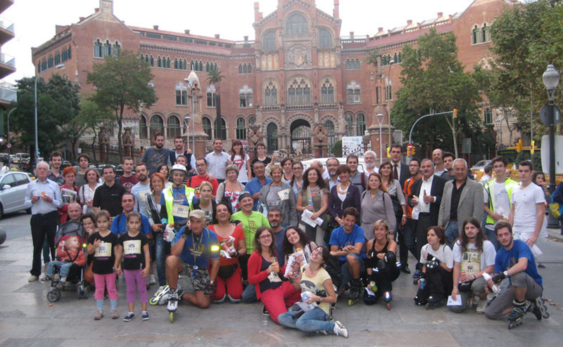 Una part dels voluntaris i voluntàries que van fer possible la VII edició de la Cursa per la Mobilitat de Barcelona. Moltes gràcies a tots!