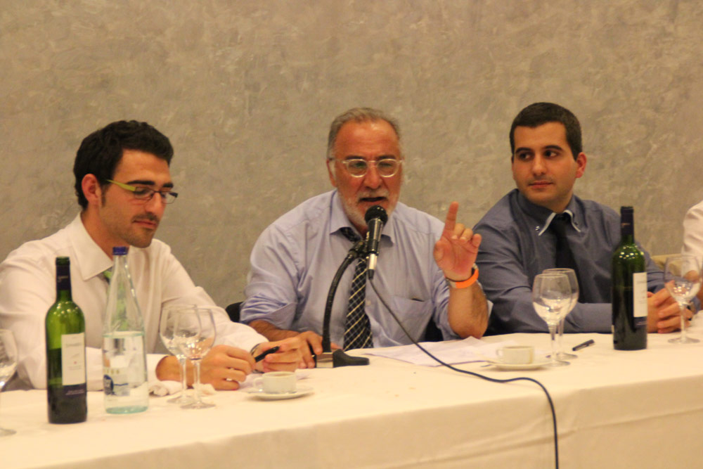 Ricard Riol, president de PTP; Pere Navarro, director de la DGT i Albert Obiols, secretari de la PTP. Foto: Xavier Lujan