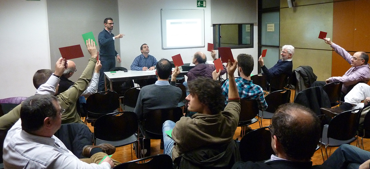 Junta ampliada del dia 16 de gener de 2014 per debatre sobre els projectes de Glòries i de la Diagonal
