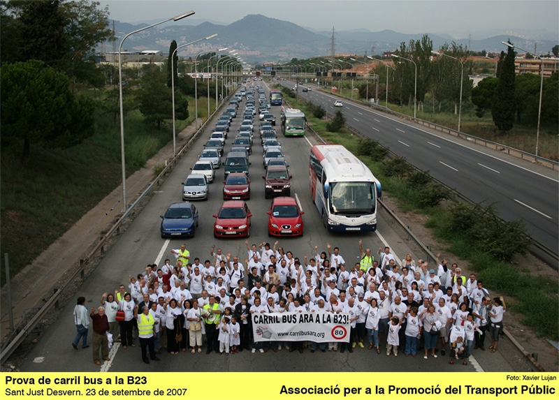 Demostració del carril bus flexible a la B23, coordinada per la PTP amb el suport del Servei Català de Trànsit. 23-09-2007